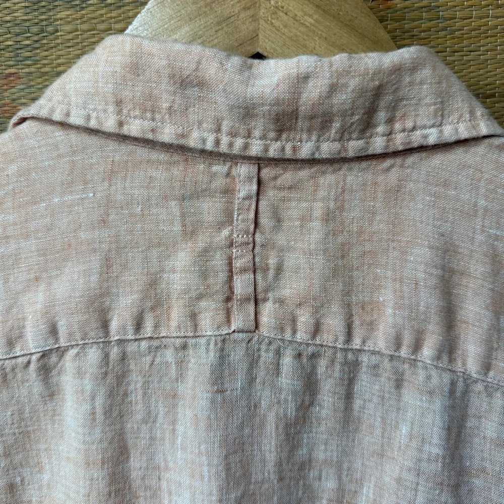 Banana Republic Linen Camden Button Up Shirt